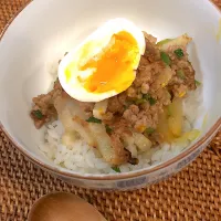 大根とひき肉の中華炒め丼| うーくーちゃんさん