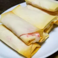 カニカマクリーム焼き春巻き|ぱんだのままんさん