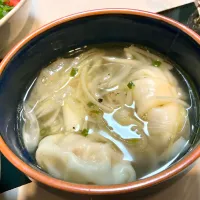 小籠包入りの鶏ガラスープ|Takeshi  Nagakiさん