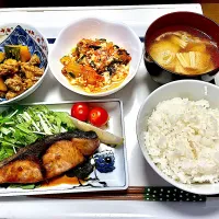 鰤の甘辛焼き（味噌をちょい入れ）他|okeiko🎶さん