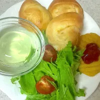 プチスイートロールパンモーニング|besさん
