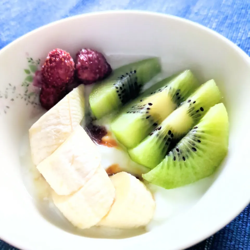 フルーツ蜂蜜ヨーグルト|❥KOMIさん