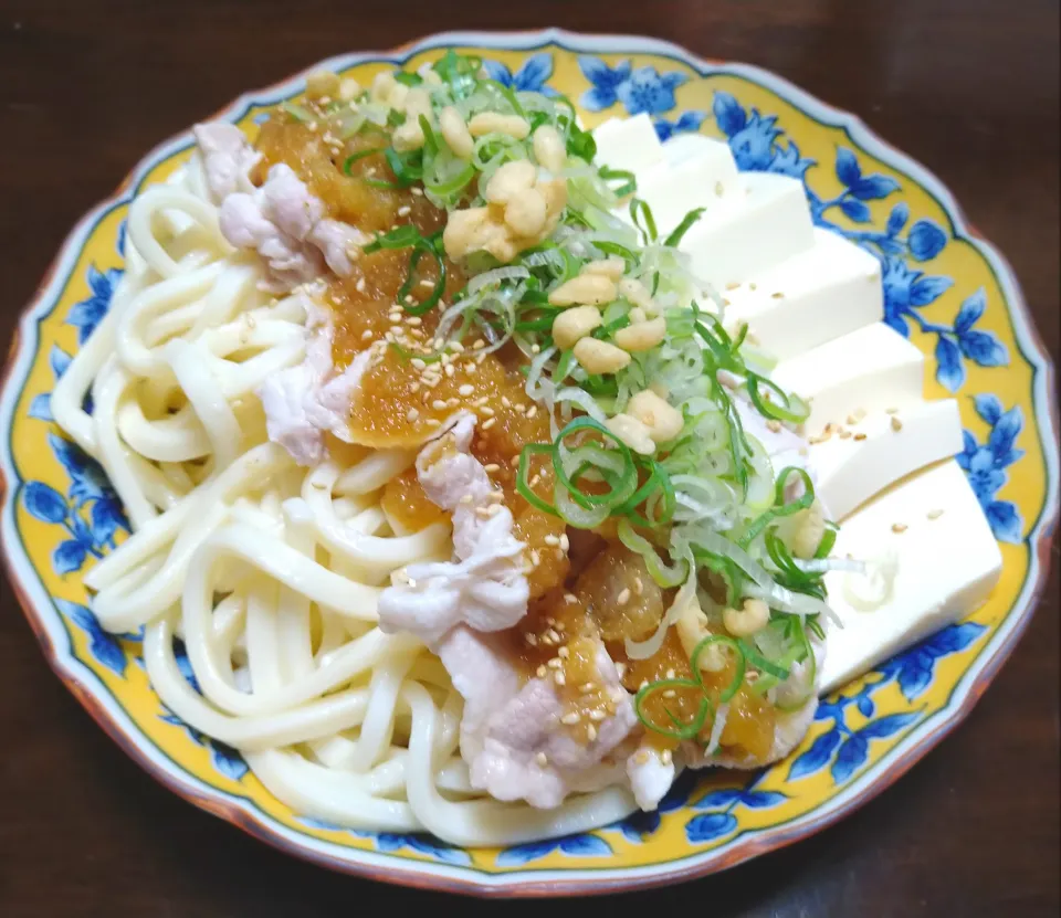 冷やし豚しゃぶおろしポン酢ぶっかけうどん🐷🧊|ソコツモノさん