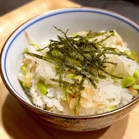 桜えびと枝豆の出汁炊きごはん| 茶茶茶さん