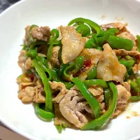 今夜は、豚バラピーマンの甘辛しょうゆ炒めを頂きました😋👍🎵|ギムレットさん