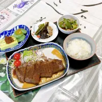 grandmaの晩ごはん☆ 今夜はスタミナ食…ステーキです|kaoriさん