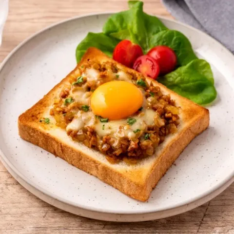 「ダイズラボ キーマカレー 甘口」を使ってみたSnapdishの料理・レシピ写真:キーマカレートースト