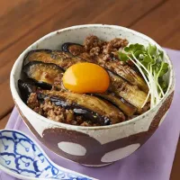 茄子の照り焼きそぼろ丼