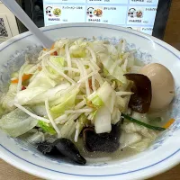 野菜Wタンメンにもやしと煮玉子　麺少なめ|マハロ菊池さん