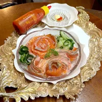 henryさんの料理 サーモン刺身＊炙りサーモン＊シラチャーマヨ|henryさん