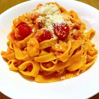 トマトと小海老のクリーム生平打ちパスタ|MASAさん