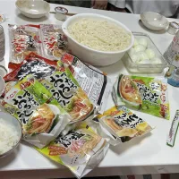 ギリギリ気力の晩御飯☆流水麺うどん☆ゆで卵☆かき揚げ☆うどん揚げ|Saharaさん