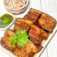 Braised Pork Belly w/ Soy Sauce & Black Vinegar
(หมูสามชั้นต้มซีอิ๊ว) 🐷🤤 ... Super Tender & Delish!|An'leeさん