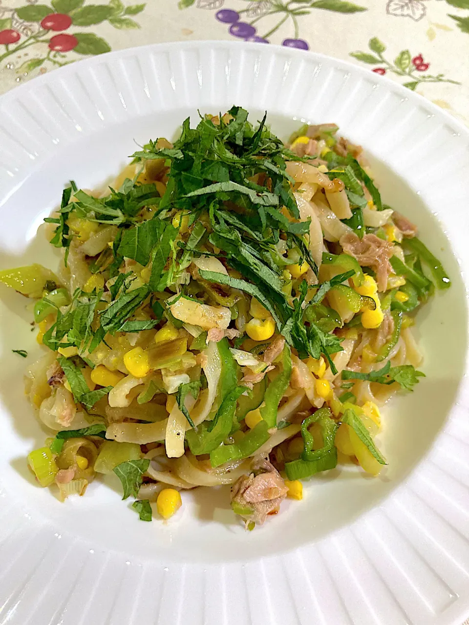 ツナとピーマン🫑とオリーブのオイルですっきりフィットチーネ🍝|keitanさん