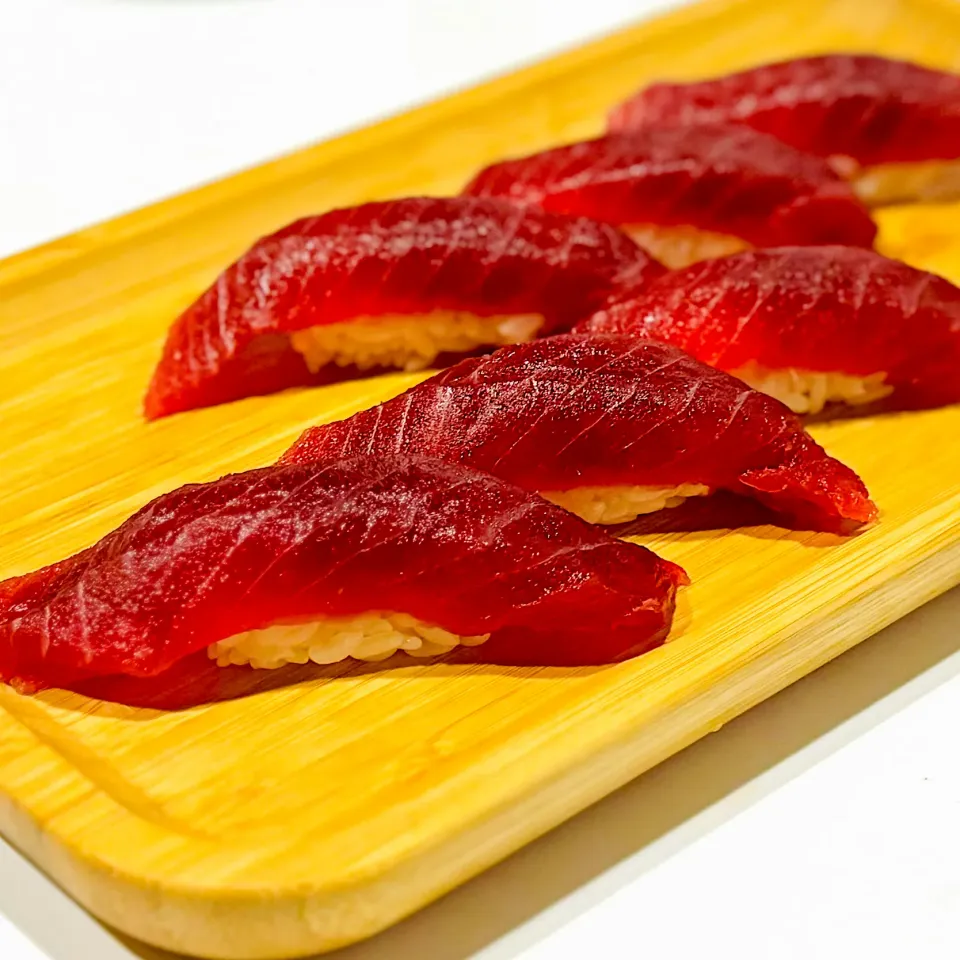 メバチマグロの握り寿司|ヨシュアさん