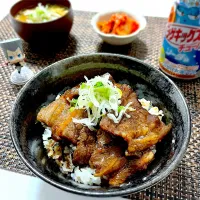 カルビ丼|アルティッチョさん