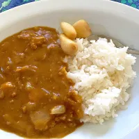 実家のカレーライス🍛|さくたえさん