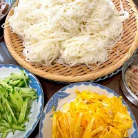 そうめん| コマツ菜さん