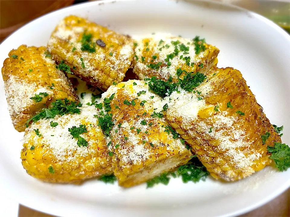 ケイジャンスパイス焼きとうもろこし|おみつさん2さん