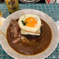 あさくまSPカレーRに開店記念先着20名限定無料サービスの90gステーキトッピング　いただきまーす😋（実況中継終了）|なびさん