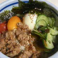 肉味噌入りぶっかけ素麺|くまとらさん