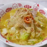 サッポロ一番塩ラーメン🎊野菜炒め乗せ✨ラードで炒めてコクが出た🎉😆| 深夜特急fさん