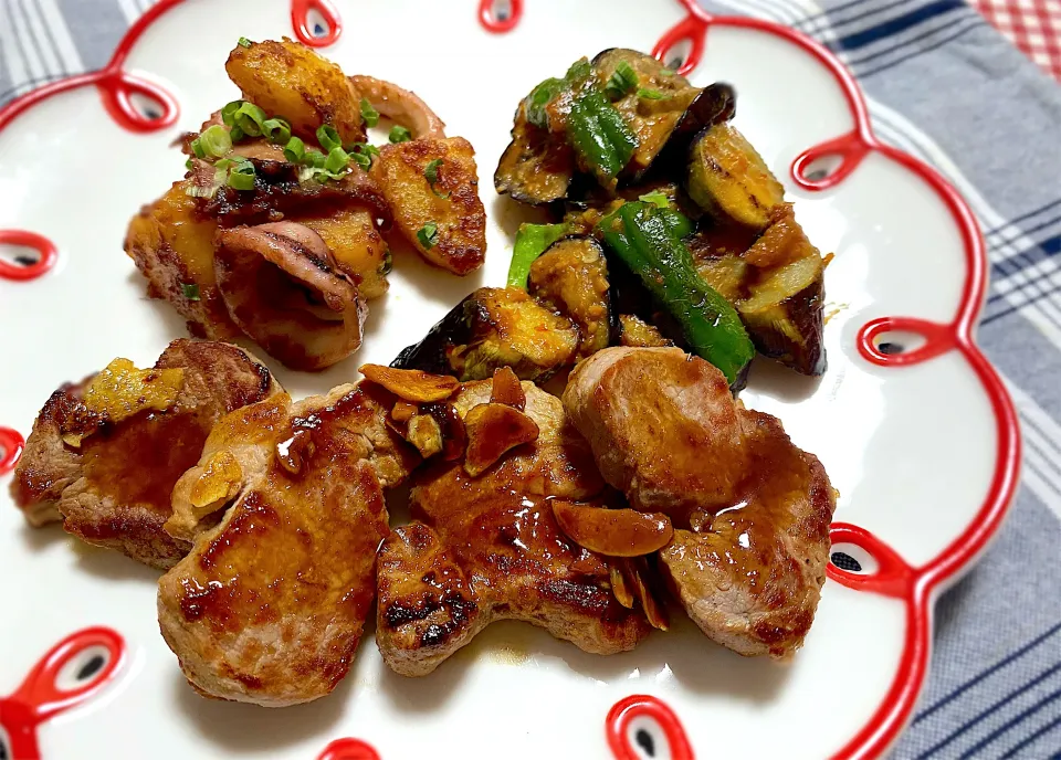 豚ヒレガーリックソテー　　　　　　　　　　　タコじゃがソテー　　　　　　　　　　　　　　　　　　茄子とピーマンの味噌豆板醤炒め|eiyadeさん