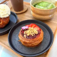 Cream Cheese Strawberry Danish Pie & Iced Matcha 🍓🥧🍵🤤|An'leeさん