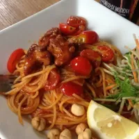 「 赤い 夏パスタde夕飯 」🍝
ニンニクを効かせたトマトソース
キンキンの冷やしナスとポテサラ
ビールを添えて夕飯🧄🍅🍆🥔| ばくあんしゃさん