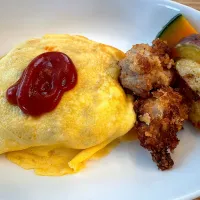 オムライスと鶏唐揚げ|パパ手料理さん