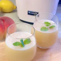 フレッシュな白桃のコールドプレスジュース🍑🍑