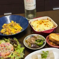 ホタテとサーモンのタルタル、ナスグラタン、ポーク卵、タラコこんにゃく、茄子の煮浸し。|MAYUKOさん
