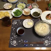 そうめん、じゃがいもの素揚げ、インゲンのお浸し、豆ご飯、ロールパントーストサンドイッチ、なす味噌炒め、六条麦茶(昼飯)|enarinさん