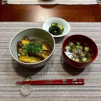 なすの生姜焼き丼