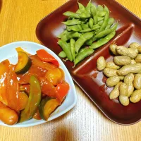 茹でらっか
枝豆(くろさき茶豆)
小さなシャウエッセンと夏野菜のハヤシライス|naoさん