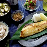 縞ほっけの火山灰干し定食