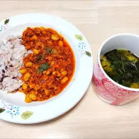 2025 0804　チリコンカン　豆苗とじゃがいも、ひじきのコンソメスープ|いもこ。さん