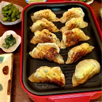 晩ごはん♯餃子🥟♯ブルーノ♯ホットプレート♯日の出みりん|小松菜さん