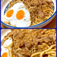 私はご飯より面が好き♡ 2割引30円のうどん3玉と具材はモヤシと冷凍庫の豚肉だけの日田焼きそば風に仕上げました 久しぶりの焼きうどんで美味しかった〰️ 日の出料理酒、日の出新味料、日清エキストラバージンオリーブオイル使用|🐈⸒⸒⸒⸒つるのダンス🐈🐾さん