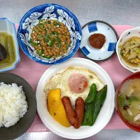 朝ごはんです| じゅにぱあべりぃ🍎さん