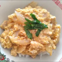 親子丼(胸肉、玉ねぎ)