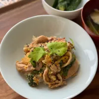 三つ葉たっぷり他人丼|チイホ✨さん