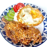 🐖หมูกระเทียมไข่ดาว🍳|🍀Jaoh Ohlunlaa🍀さん