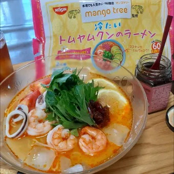 Snapdishの人気料理写真:冷たいトムヤンクンのラーメン💖