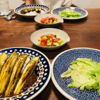 牛すじカレー（バミヤのリメイク）、キャベツのアンチョビソテー、トマトとキュウリのマリネ| タロッカ主夫見習いさん
