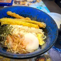 資さんうどん|おかちさん