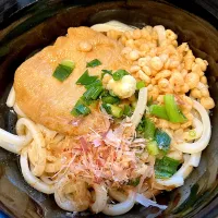 冷やしぶっかけきつねあげと、揚げ玉のせ|ちいこさん