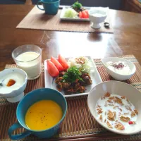 朝ごはん🌄！|まめころさん