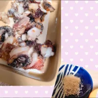 タコ🐙唐揚げ。藻塩で