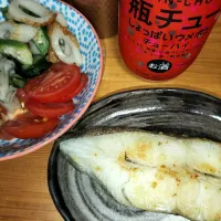 カレイ西京焼きと瓶チュー😆